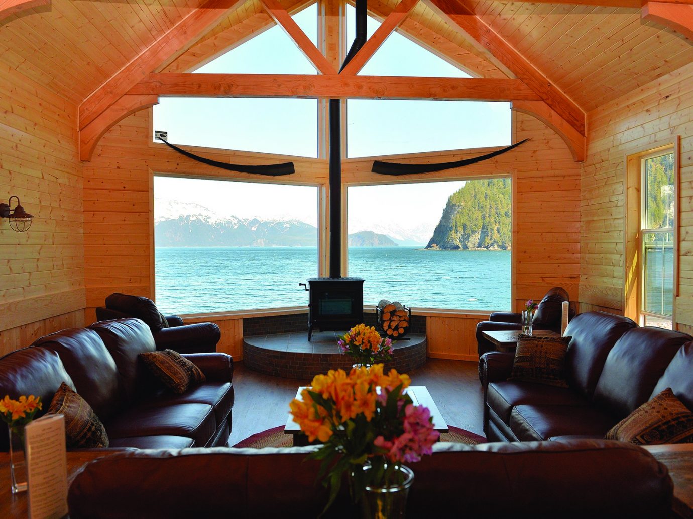Living room at Kenai Fjords Wilderness Lodge, Alaska