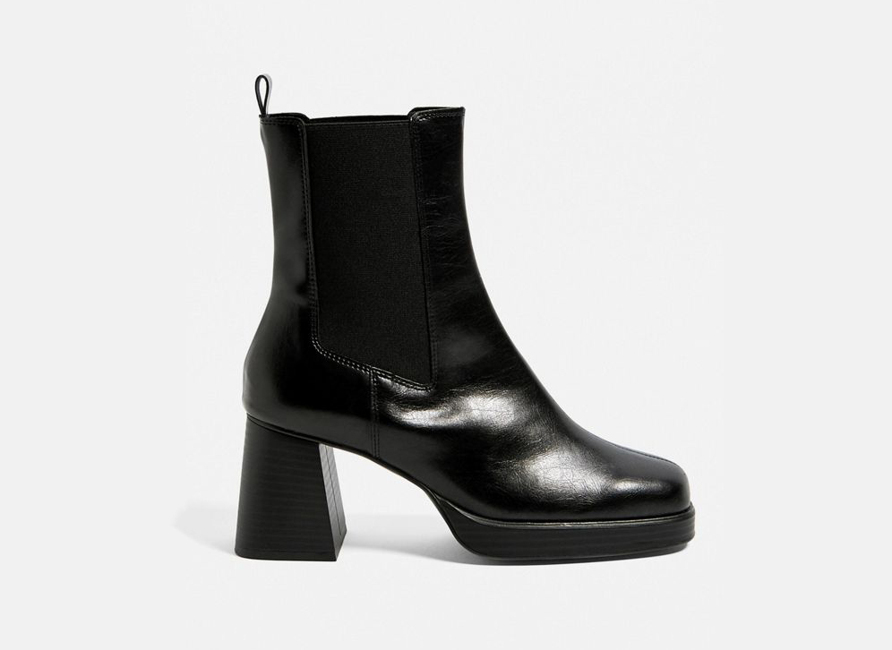 Urban Outfitters Faux Leather Block Heel Chelsea Boot