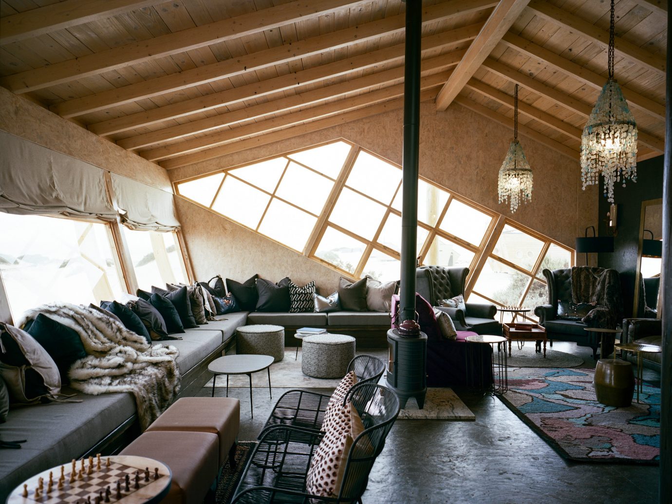 Lounge at Shipwreck Lodge