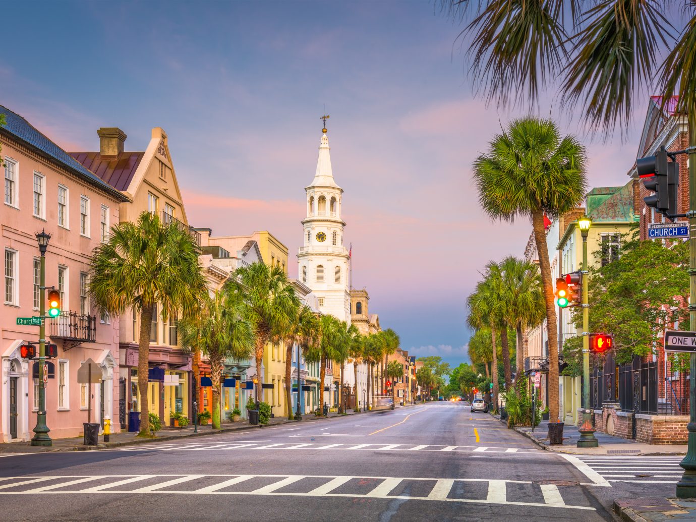 Charleston, South Carolina, USA cityscape in the historic French Quarter.