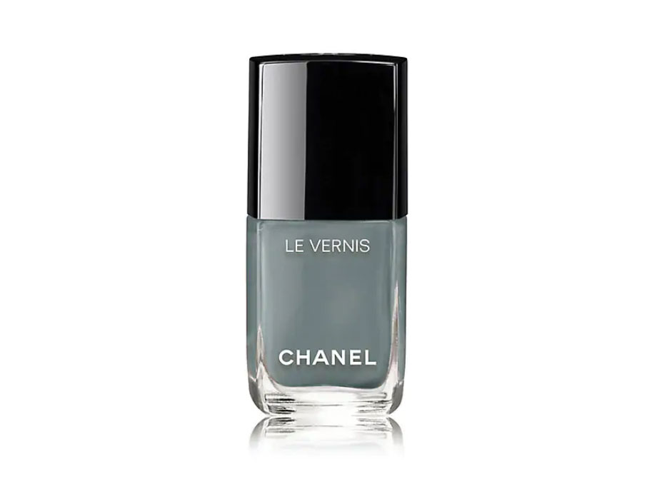 Chanel Le Vernis Longwear Nail Color in Washed Denim