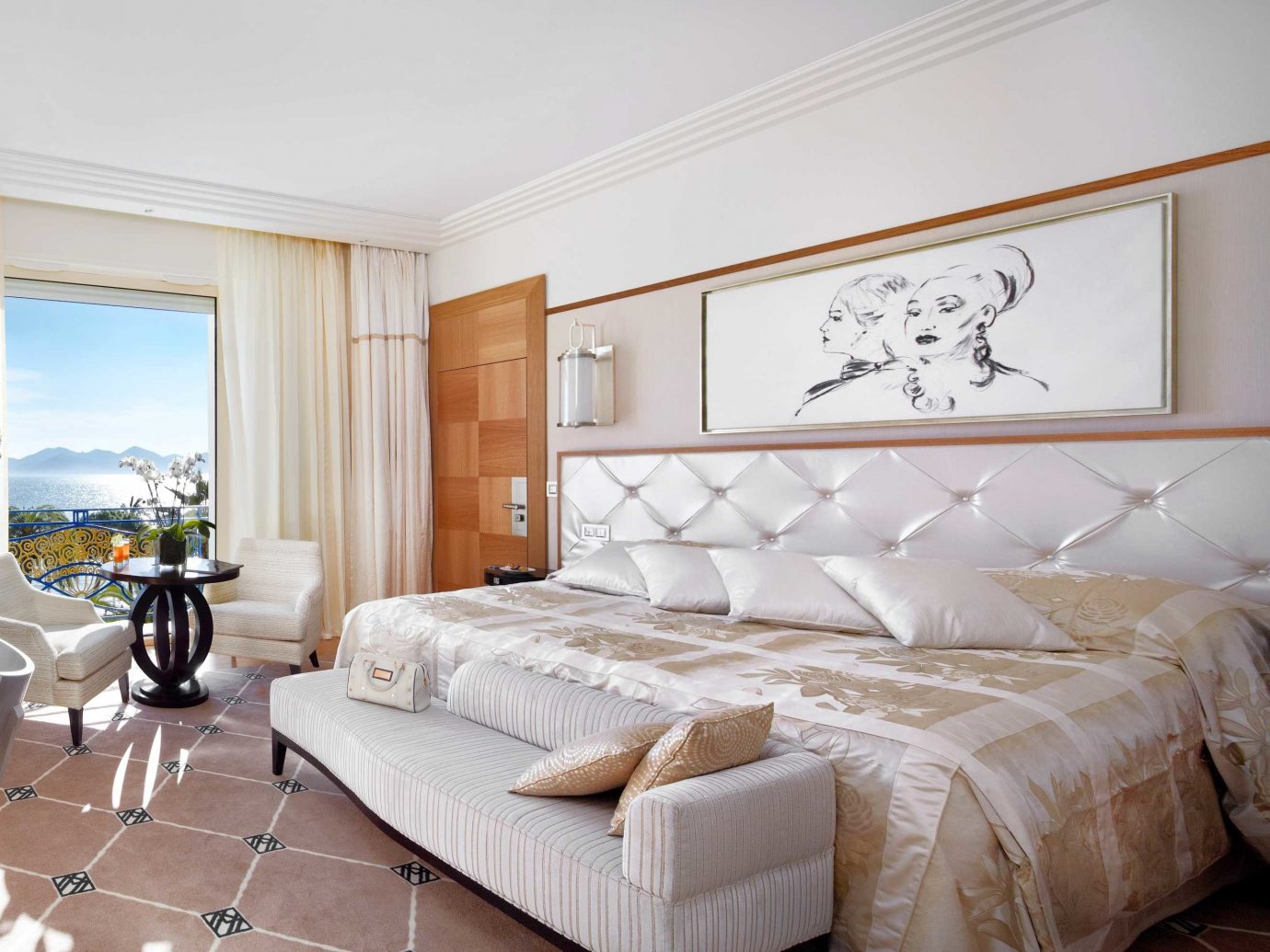 Bedroom at Hôtel Martinez Cannes by Hyatt