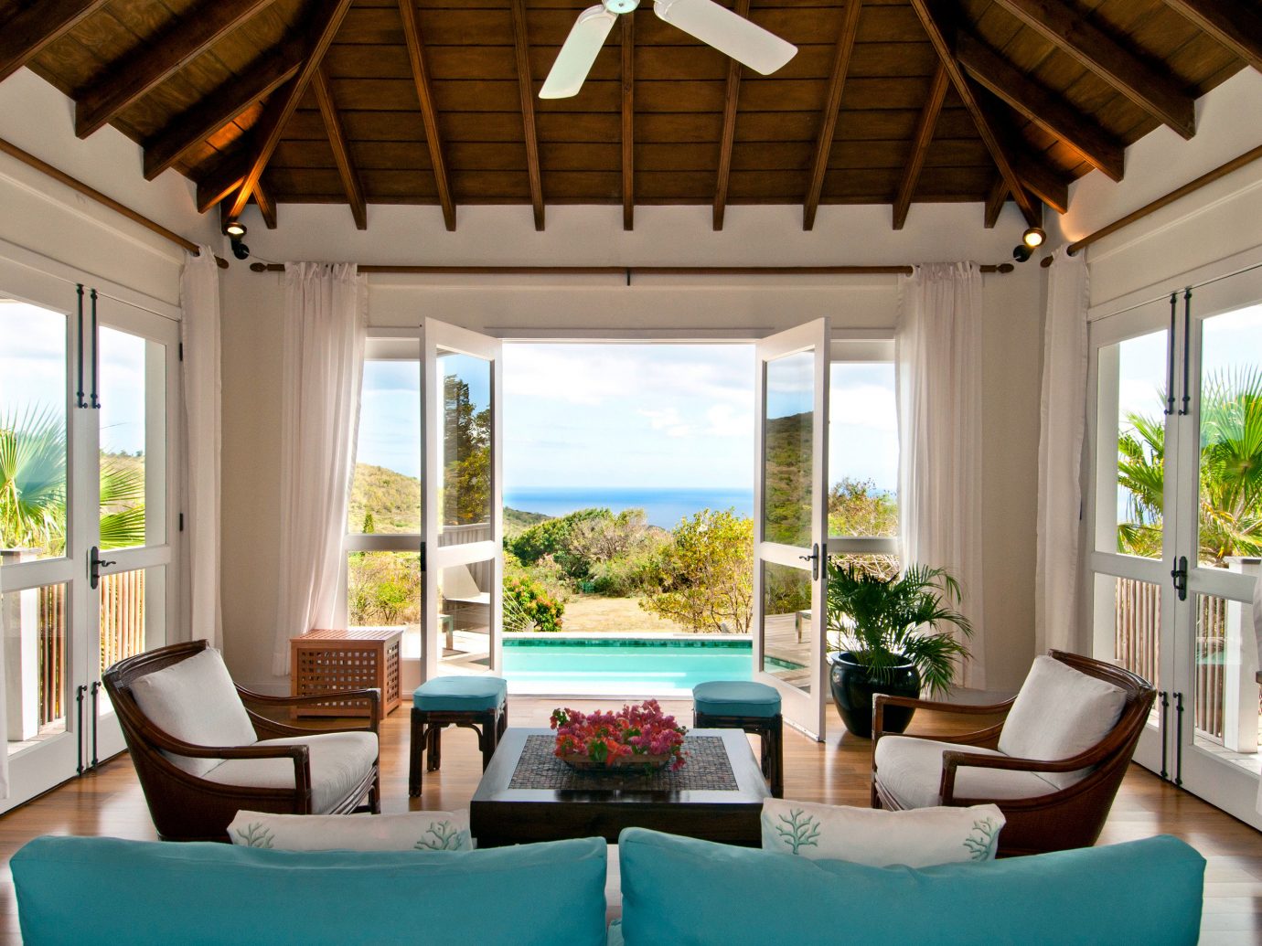 living room at Montpelier Plantation & Beach