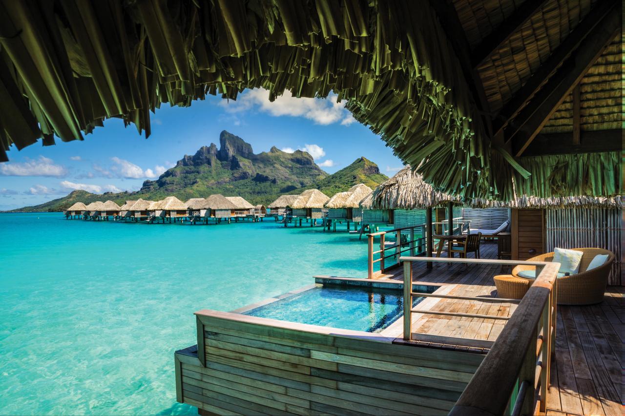 Image from a bungalow on Bora Bora at the Four Seasons