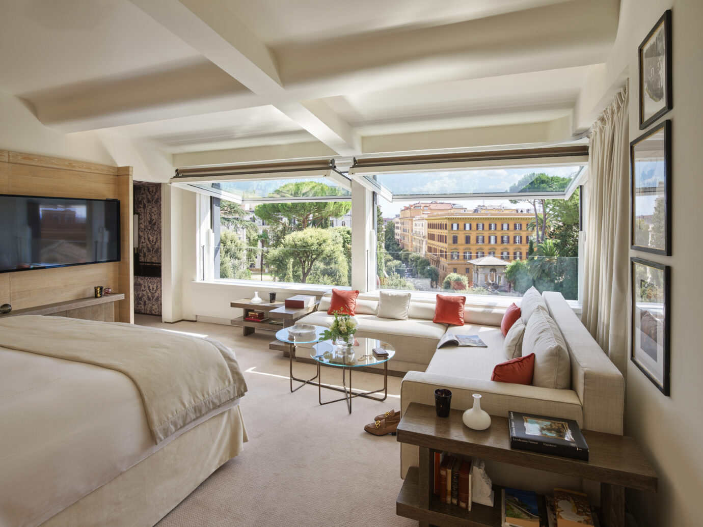 Hotel Eden Roma - Bellavista Penthouse Suite bedroom new