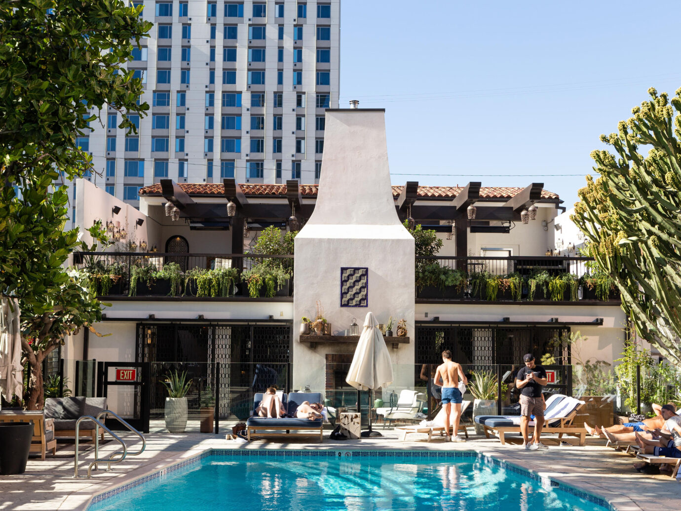 Hotel Figueroa pool