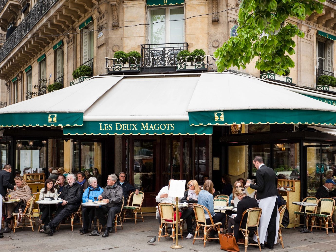 15 of the Most Romantic Things to Do in Paris | Jetsetter