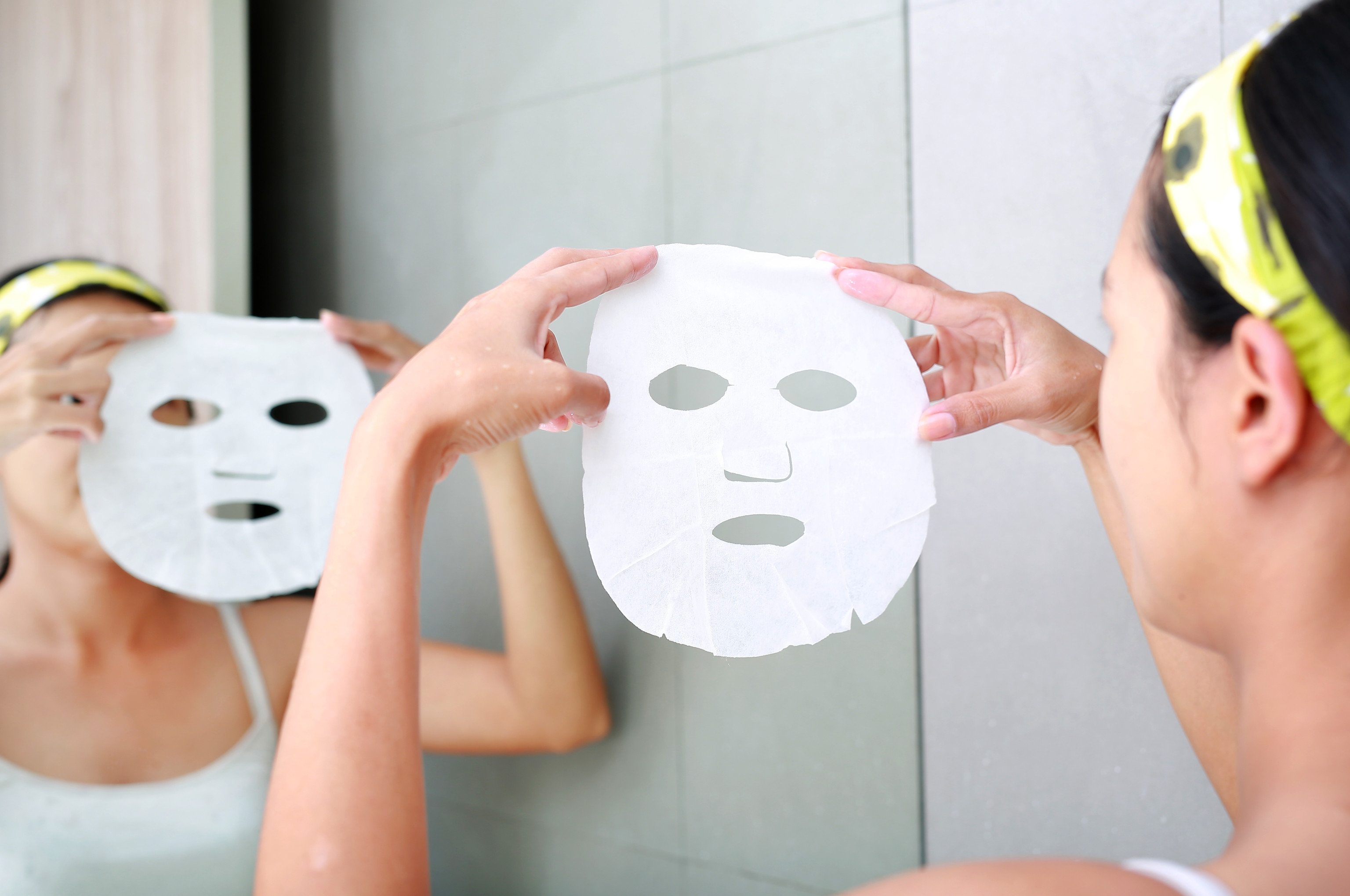 Можно ли смывать маску. Маска тканевая. Тканевые маски для лица. Маски для лица тканевые красивые. Маски для лица тканевые упаковка.