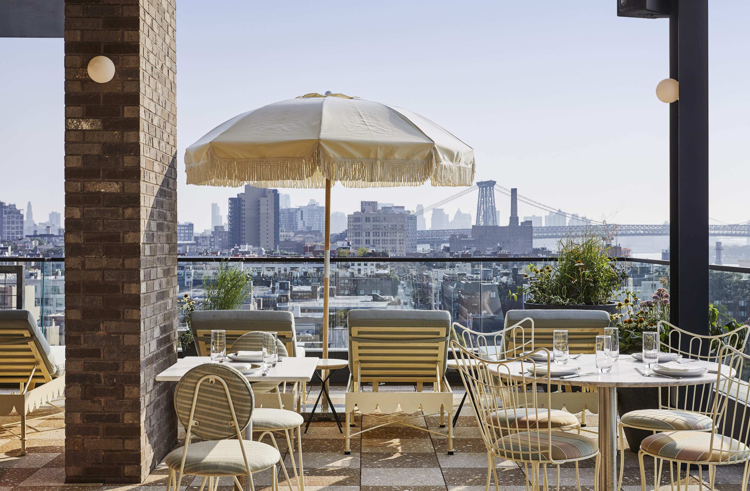 Best Outdoor Bars Brooklyn Rooftops Beer Gardens More Jetsetter