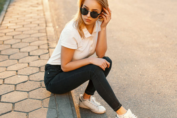 White Sneakers for Women That Go with *Everything*
